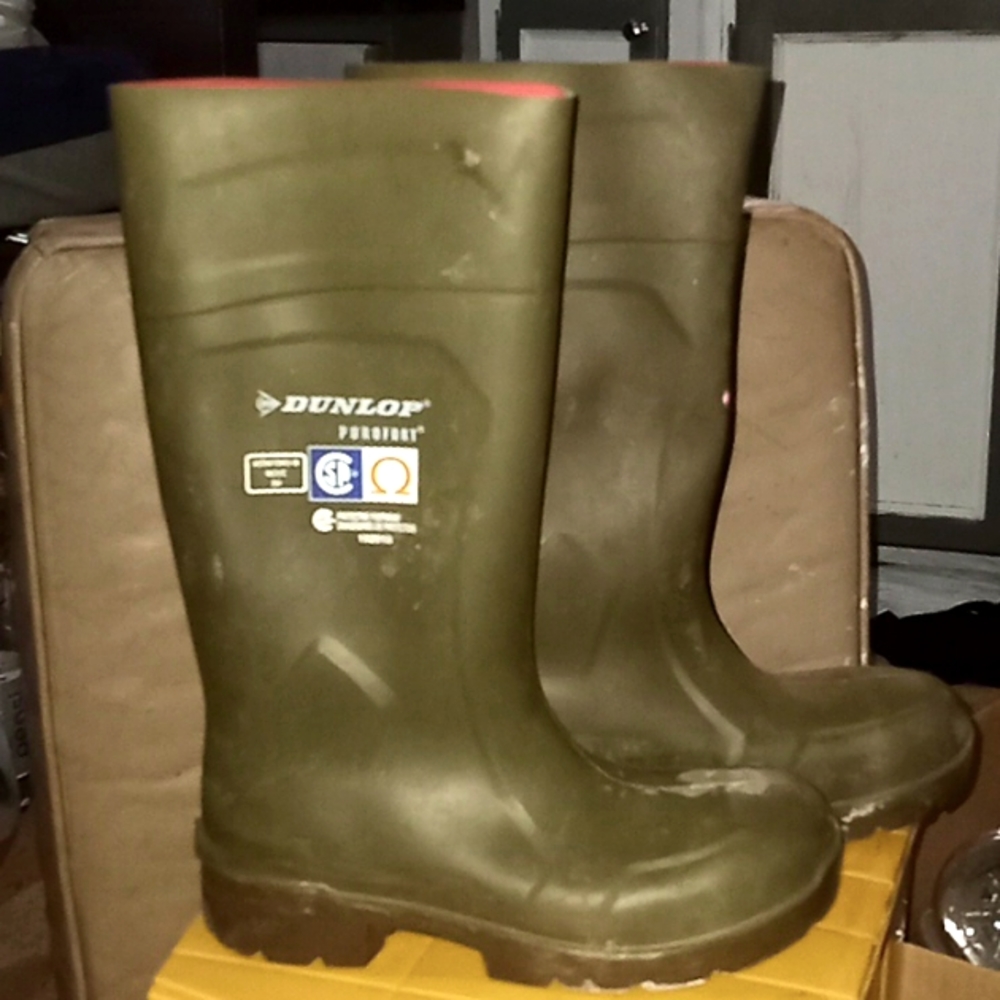 Size 8 Dunlop Purofort Work Boots